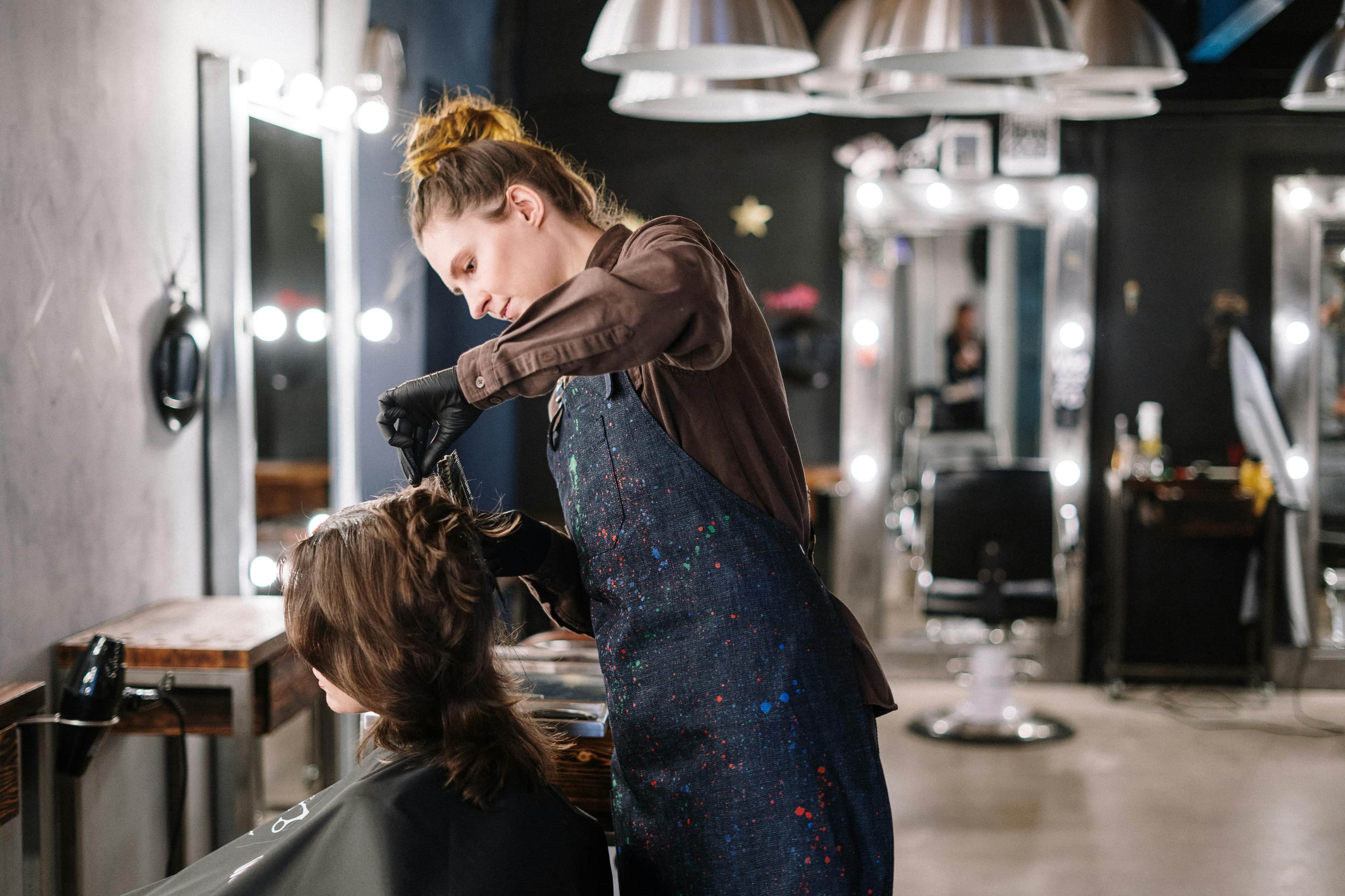 Kapsalon George ✂ — Dameskapper in Binnenstad-Oost