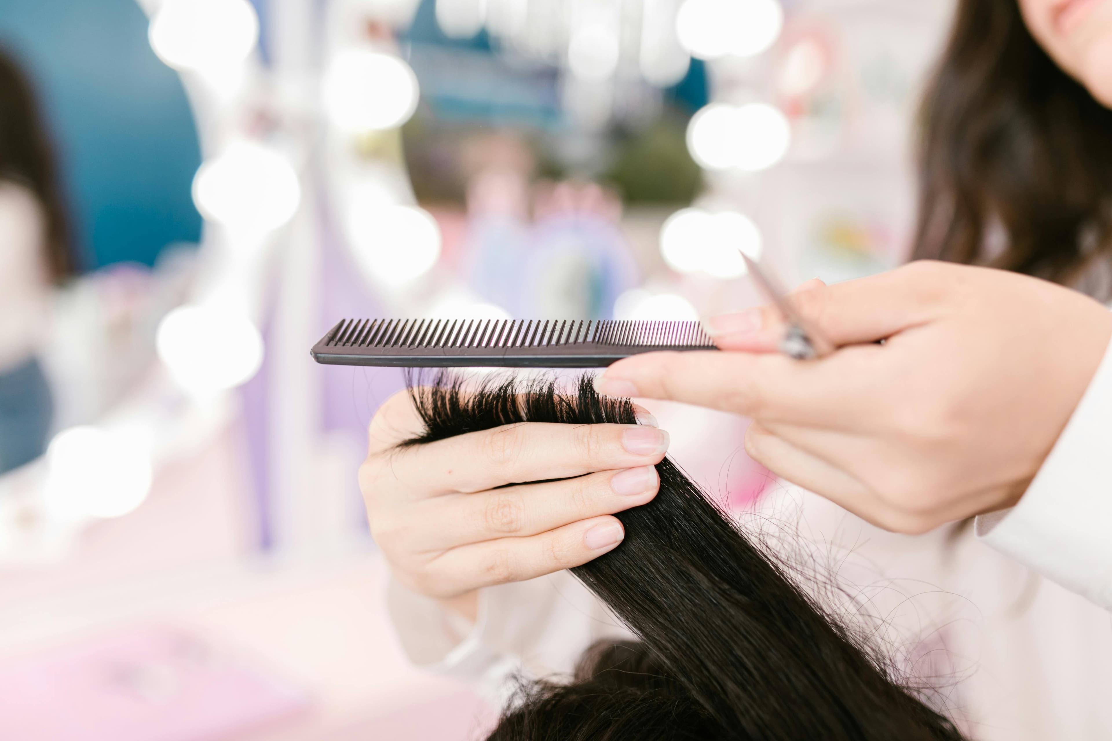 Coiffeur Istanbul Haarlem — Dameskapper in Soendabuurt